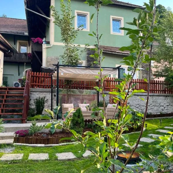 Park apartman Kertes ház Murau központjában gyönyörű kilátással Dog friendly garden house with a wonderful view in Murau centre, ξενοδοχείο σε Murau