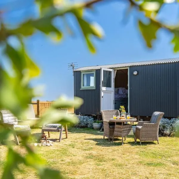 Saltmarsh Hut, hotel in Stiffkey