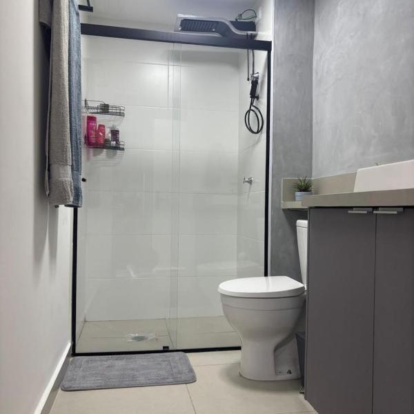 New Studio! 100 Furnished and Complete! - Foto 3
