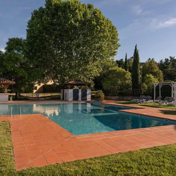 Châteauneuf-le-Rouge में, होटल Mercure Aix-En-Provence Sainte-Victoire