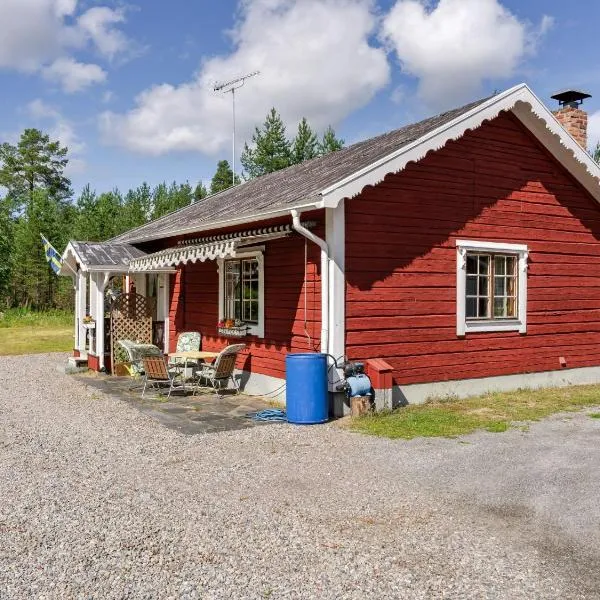 Chalet Norrskensstugan by Interhome、Vidselのホテル