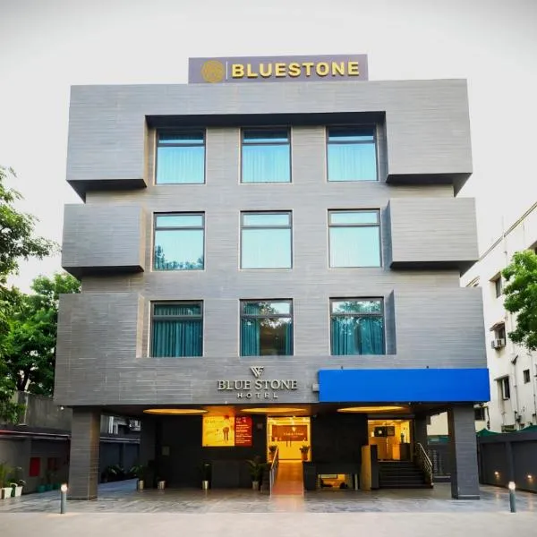 Bluestone Nehru Place by The Cosy Hotels, hotel em Nova Deli