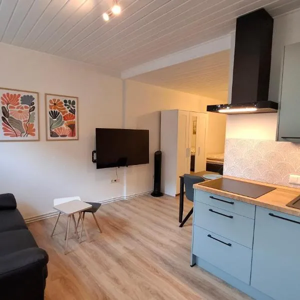 Apartment 2 Unter den Eichen, hotel v destinácii Tätendorf-Eppensen