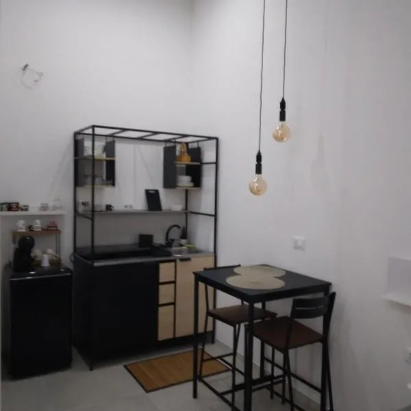 Le Petite, hotel in Brindisi