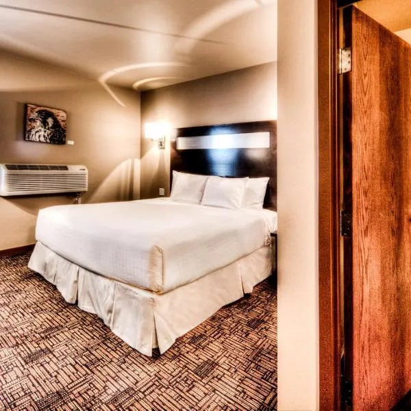 Podollan Inn & Spa - Grande Prairie, hotel em Wembley