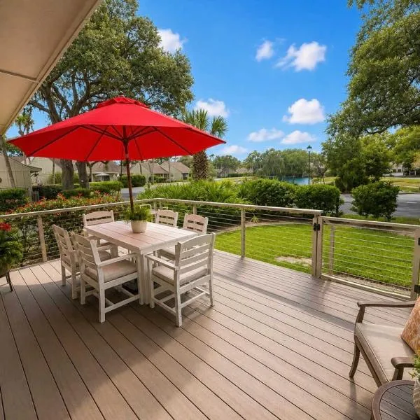 Island Stay Perfect for Adventure & Relaxation, khách sạn ở Hilton Head Island