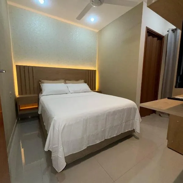 Amplio Departamento - Sauna y Jacuzzi privado - 2 habitaciones - Pasos de shoppings importantes, hotel en Asunción