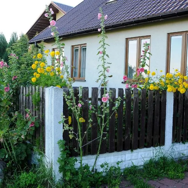 Gospodarstwo Agroturystyczno-Edukacyjne Gratka, hotel in Cisów