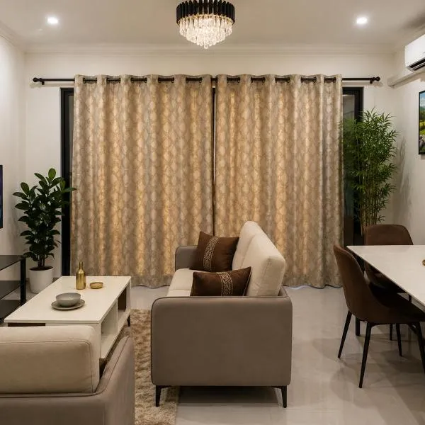 Coral sands luxury 1 bedrooom apartment, hótel í Mombasa