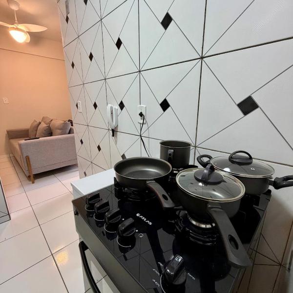 Apto com 2 quartos e A/C no Centro - Foto 3