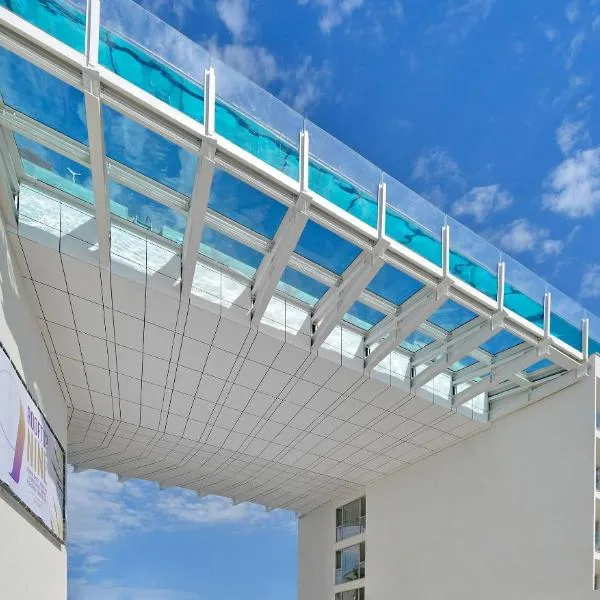 INNSiDE by Meliá Calviá Beach, хотел в Магалуф