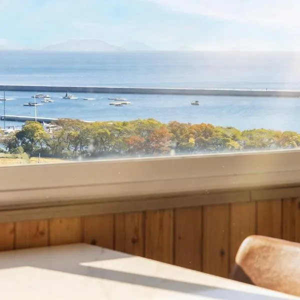 Namhae JJhouse Pension, hotel en Namhae