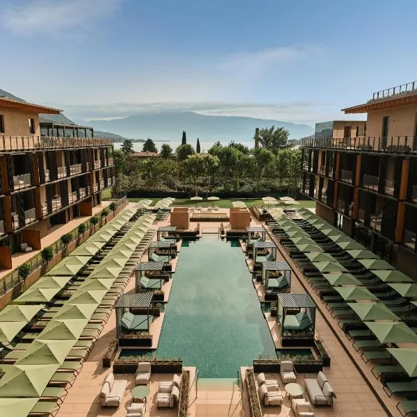Falkensteiner Resort Lake Garda, готель у місті Сало