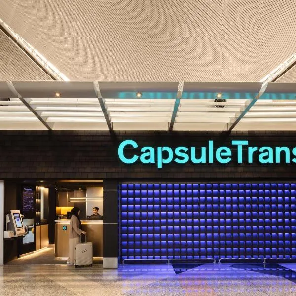 CapsuleTransit Sleep Lounge KLIA T1 Airport Hotel - Landside, Public Area at Lvl 5, hotel sa Sepang