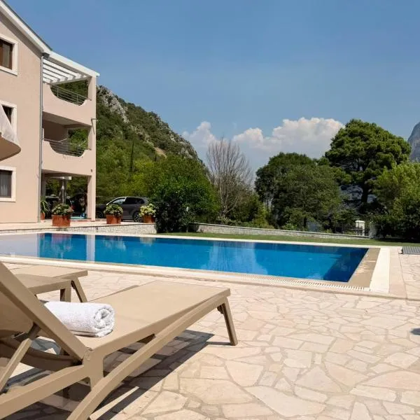 Milas Trojica Kotor, hotel in Kotor