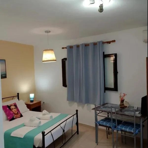 Dream Sunset apartments Kythnos-Martinakia, hotell i Kithnos