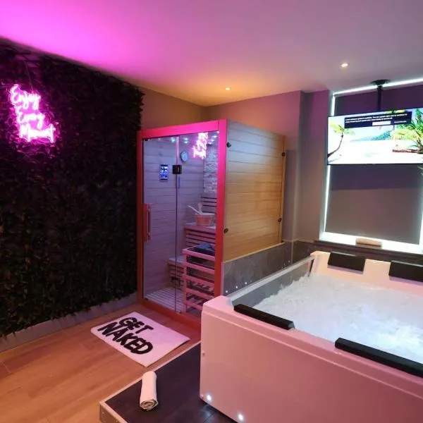 Jacuzzi and Sauna Flat in Finchley - Free parking included, Hotel in Finchley