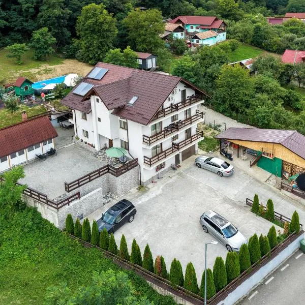 Casa Popescu Calimanesti Caciulata, hotel a Călimăneşti