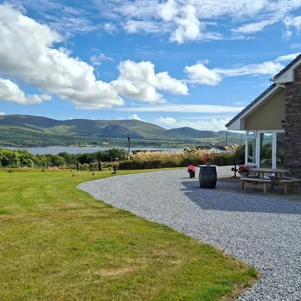 B&B Kerry Lakesview Lodge, hotel v destinaci Waterville