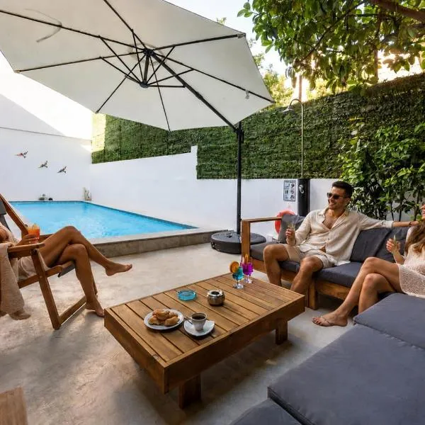 Oasis Privé - Luxury Pool Retreat in Varkiza, viešbutis mieste Varkiza