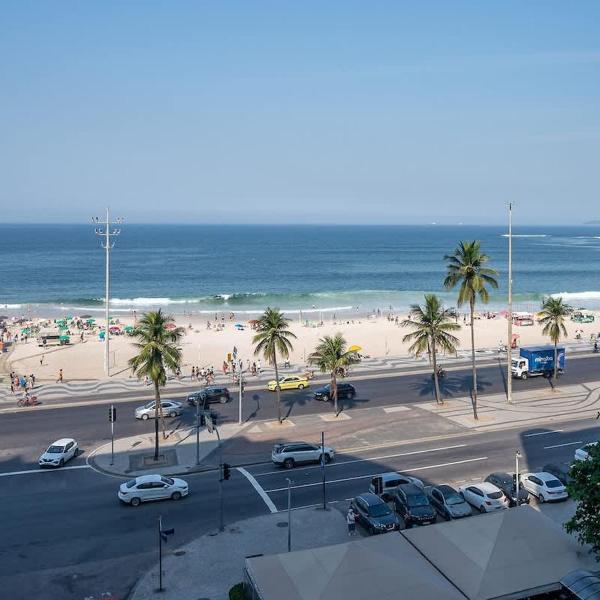 Vista para a praia de Copacabana, quarto e sala