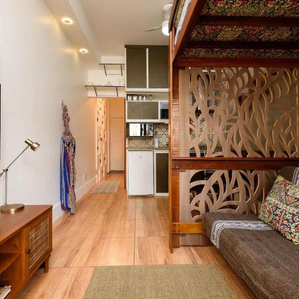 Loft entre Copacabana e Ipanema em frente ao metrô