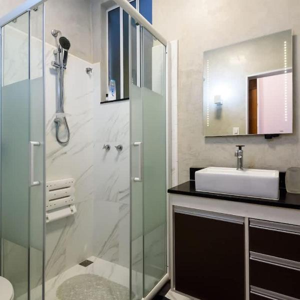 Loft entre Copacabana e Ipanema em frente ao metrô - Foto 5