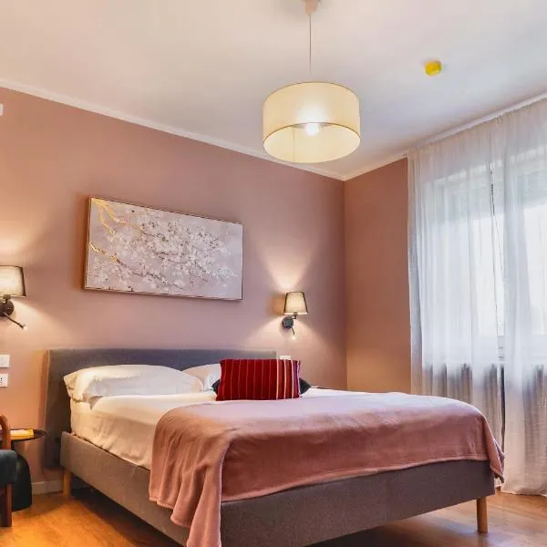 My Tuscany Pink Suite, hotel in San Quirico dʼOrcia