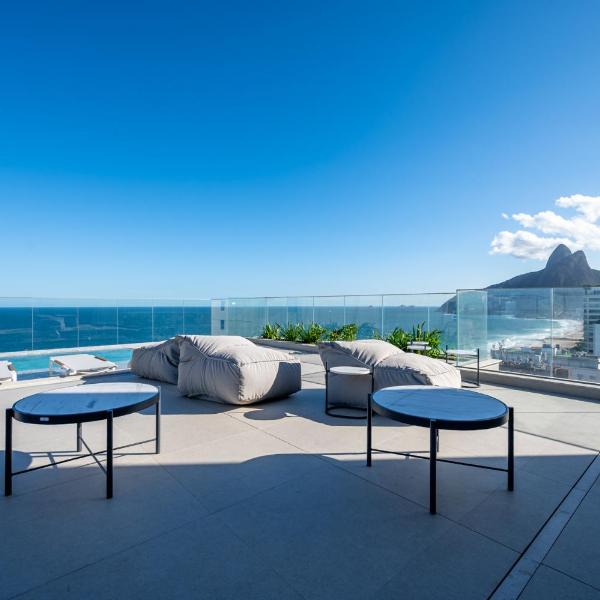 Modern Studio with Pool Gym and Rooftop