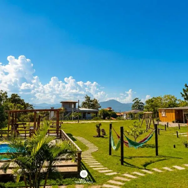 Casa Pantai Beach Village - Praia do Rosa, hotel in Imbituba