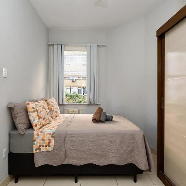 Quarto e sala perto da praia de Copacabana e metrô - Foto 2