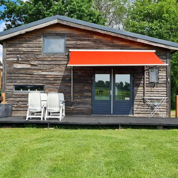 Boerderijcamping KiekeBoe, Hotel in Maria-Hoop