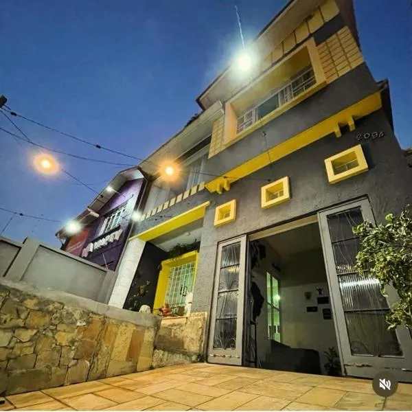Gup Hostel, viešbutis Kuritiboje