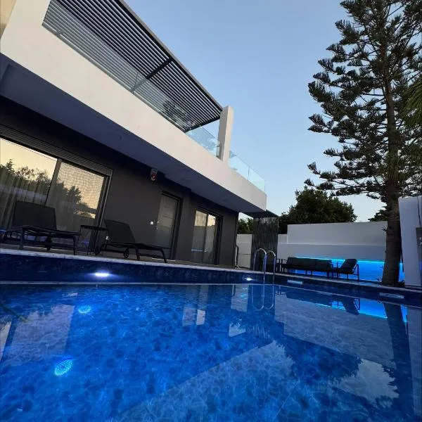 Araucaria luxury villa, hotel di Artemida