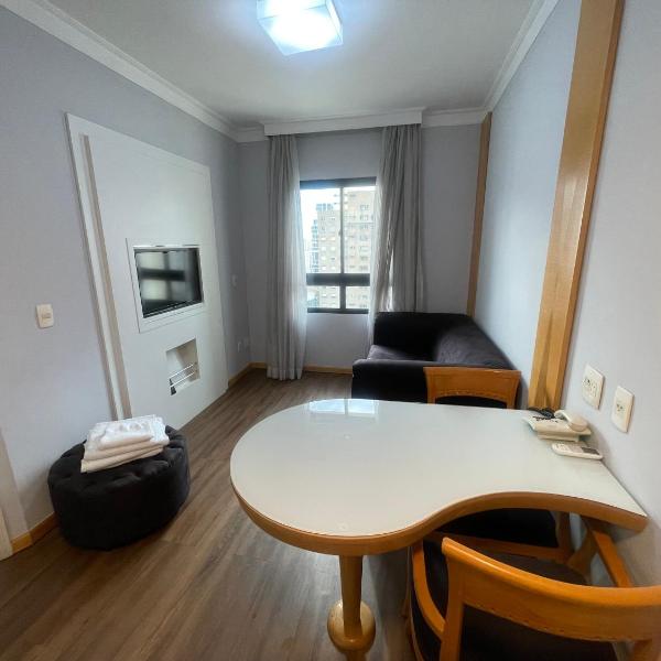 Flat 4 Estrelas Pinheiros Premium 1815