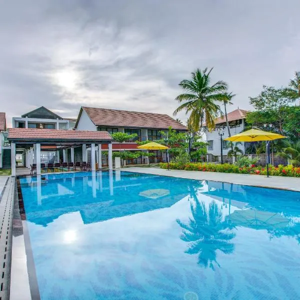 Palette Sealine Beach Resort by CheckIn Cherai, Kochi، فندق في شاطئ شيراي