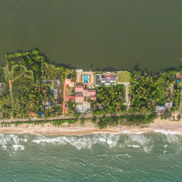 Palette Sealine Beach Resort by CheckIn Cherai, Kochi、チェライ・ビーチのホテル