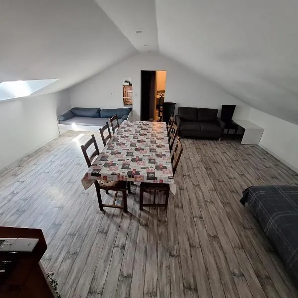 Appartement Les 3 L、Vionsのホテル