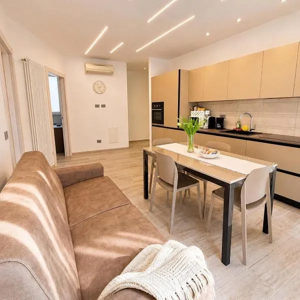 Domus Larius - Lake Apartment، فندق في ليكو