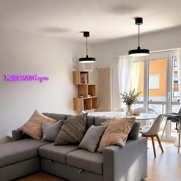 Iconic Lugano Business Apt 2BR Free Garage Fast WiFi, hotel en Lugano