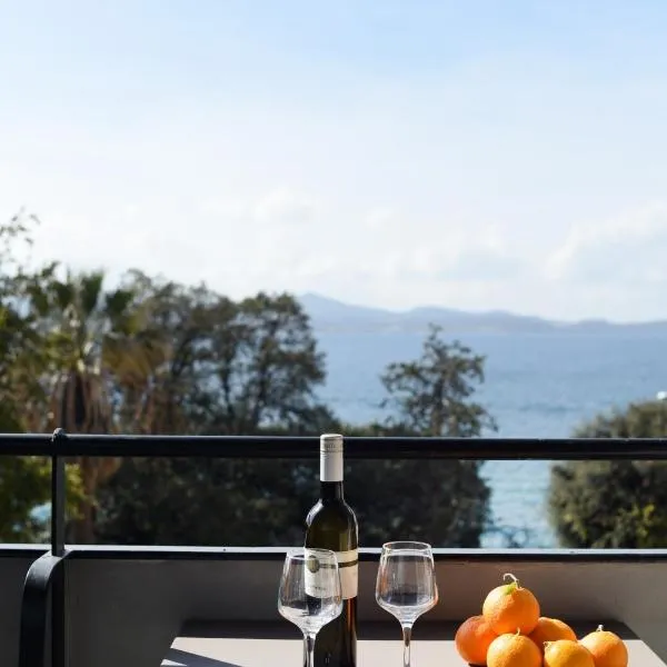 Jelena - Spacious Sea View Apartment - Old Town Zadar, hotell sihtkohas Zadar