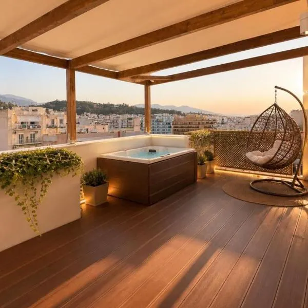 파트라에 위치한 호텔 The Boheme Loft - Heated Jacuzzi and Sea View