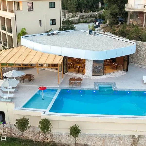 Aurum Hotel, hotel Palasában