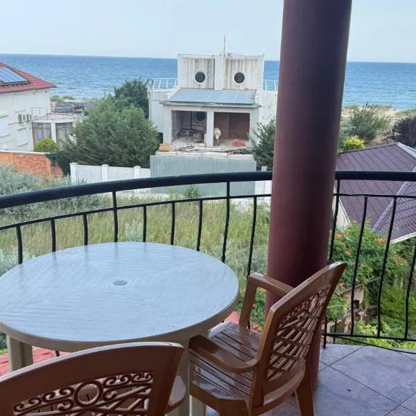 Гостевой дом у самого моря, hotel a Zatoka