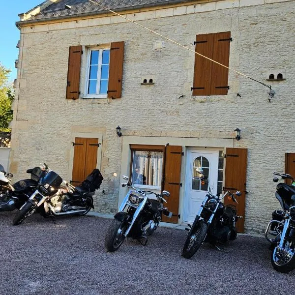 Gite chez Corinne et Marc, hotel em Rots