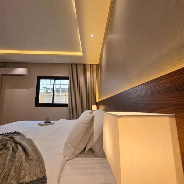 جود هيلين أجنحة فاخرة دخول ذكي, hotel in Abha