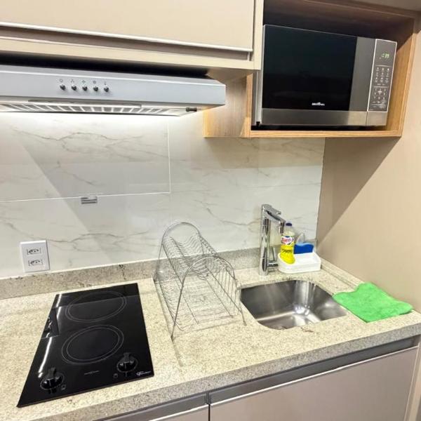 Blend Marista Luxo! Ar no quarto e na sala! Cozinha pra Café da manhã ou buffet na mesma torre! Restaurante em frente e Empório Prime na esquina! - Foto 3