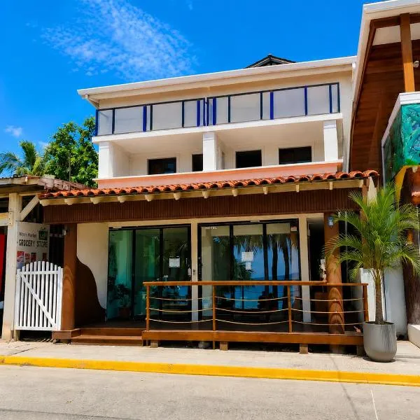 Solea by The Sea, hotell i Roatán