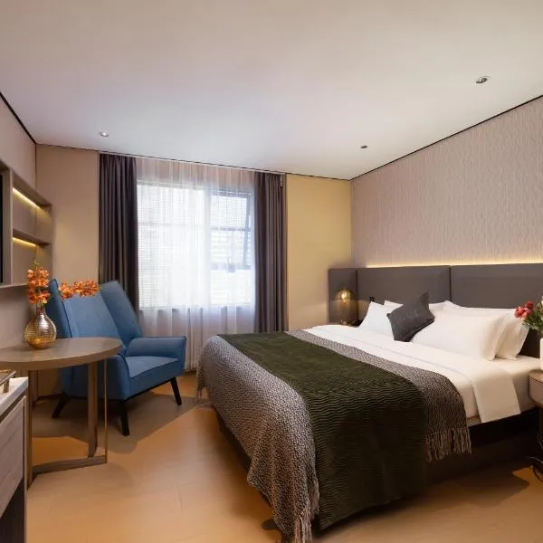 Echarm Plus Hotel, hotel in Guangzhou