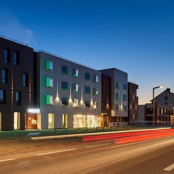 Nex Hôtel – hotel w mieście Tarbes